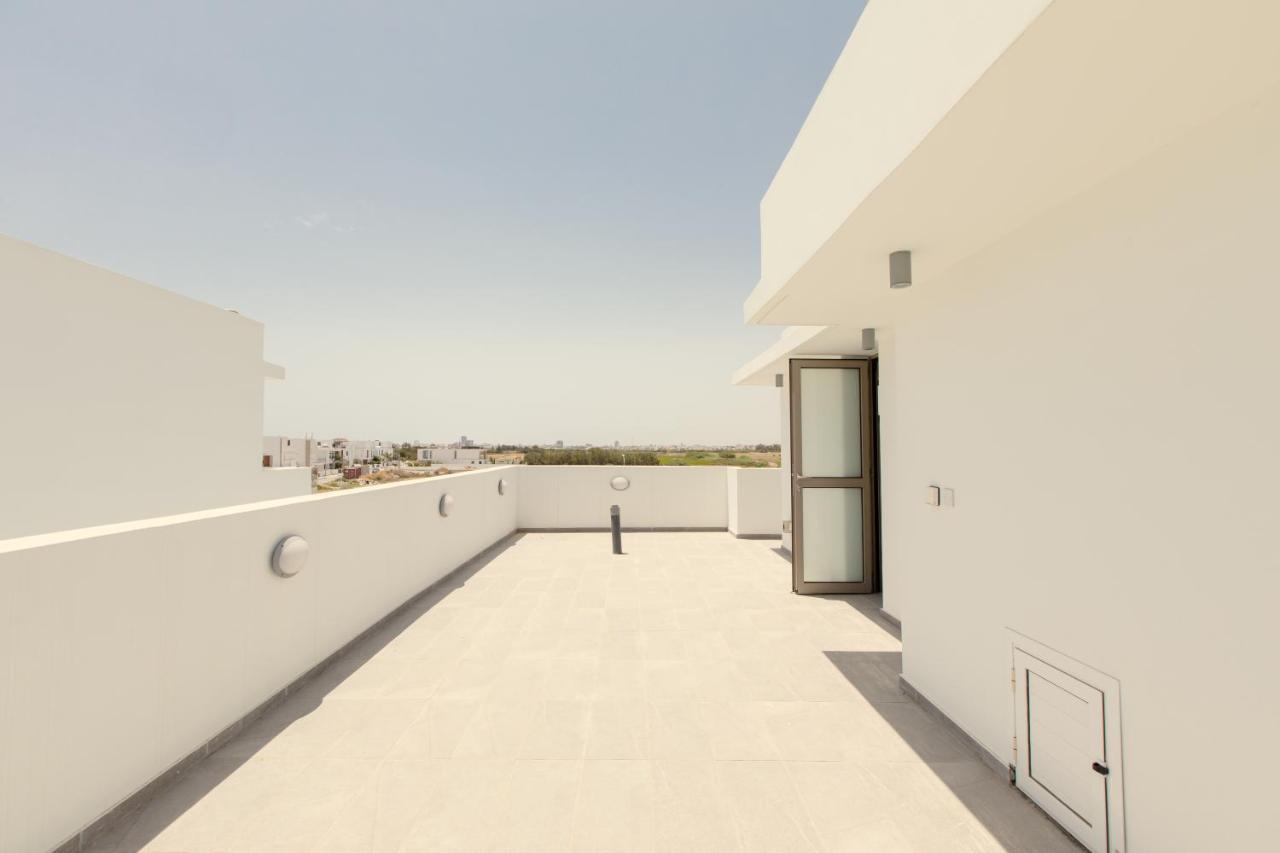 Palm Tree Villas Livadhia Exterior foto